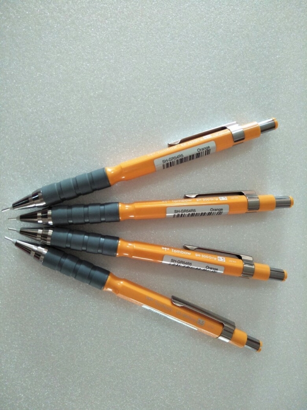 ดินสอกด Tombow SH-300Grip 0.5 mm.SH-GR54R5 Orange สีส้ม