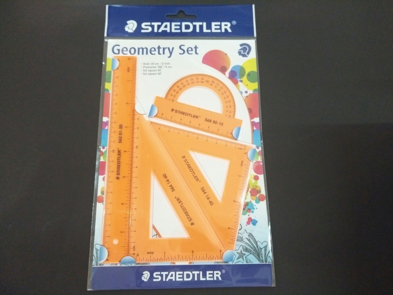 ชุดเรขาคณิตพลาสติก STAEDTLER บรรจุุ 4 ชิ้น สีส้มนีออน No.WP4N-40