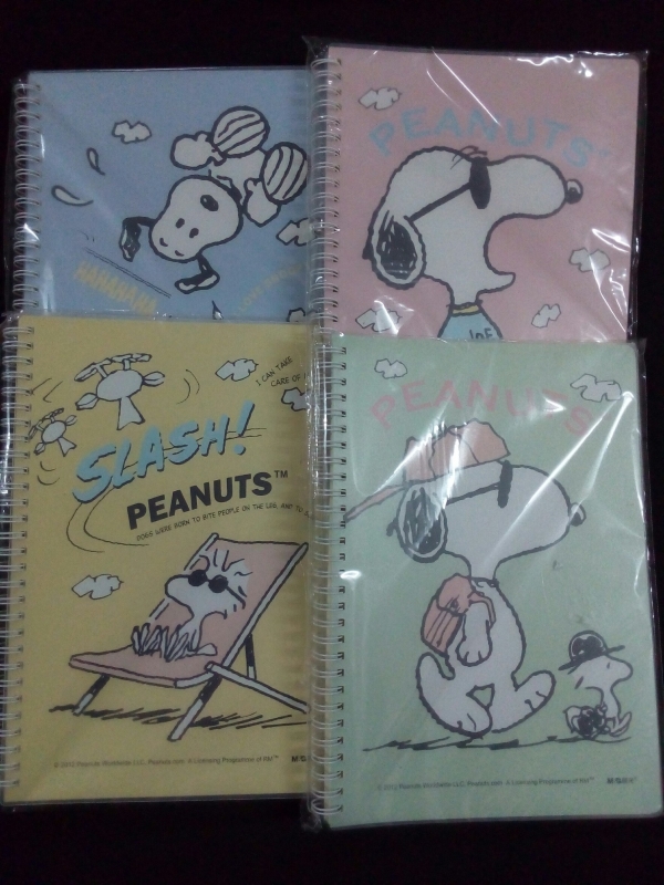 สมุดริมลวด Snoopy SPY7D429 จุ 80แผ่น (คละแบบ) ขนาด175x252 mm.