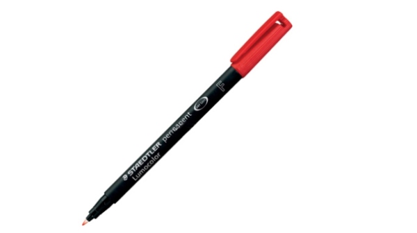 ปากกาเขียนแผ่นใส STAEDTLER permanent lumocolor หัว F สีแดง