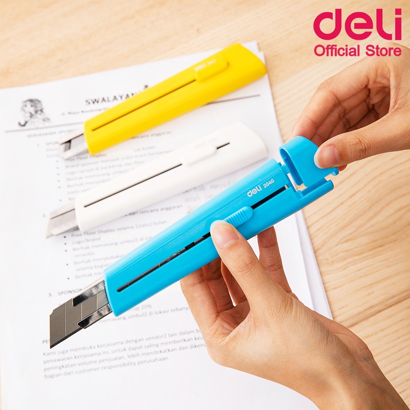 คัตเตอร์ Deli No.2040 SK5 Steel Blade คละสี