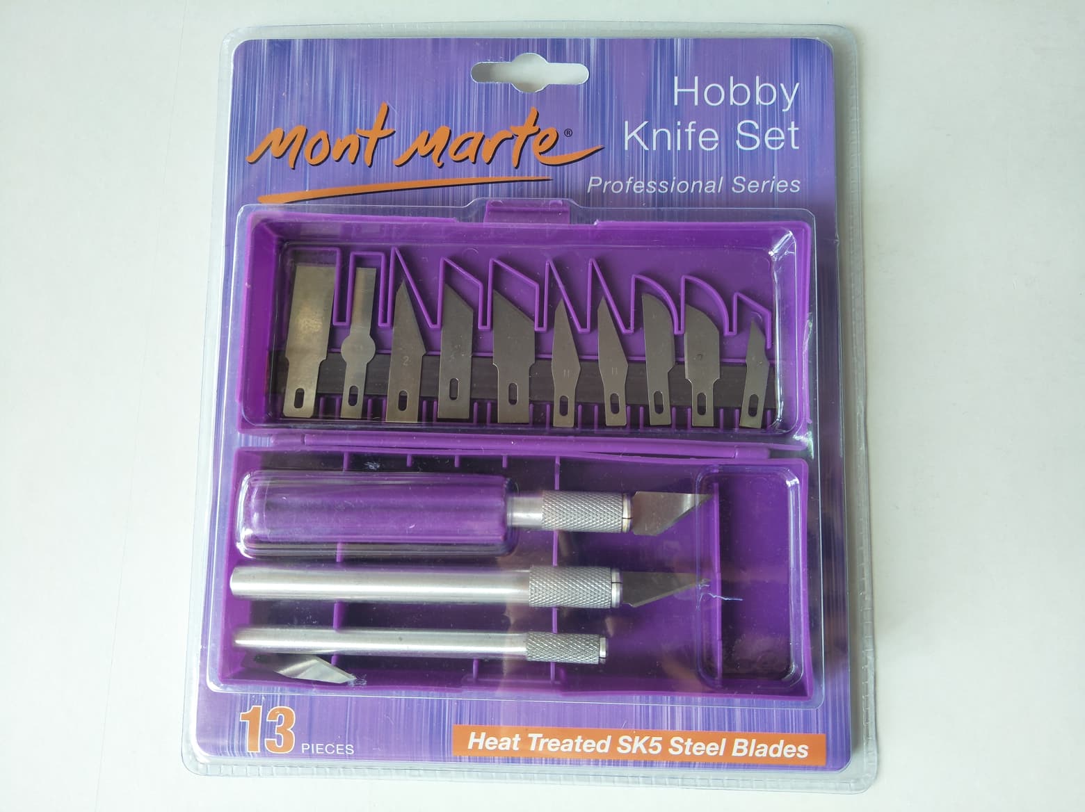 ชุดแกะสลักไม้พร้อมใบมีด 13ใบ EDU Mont Marte Hobby Knife Set Professional Serirs MARC0004