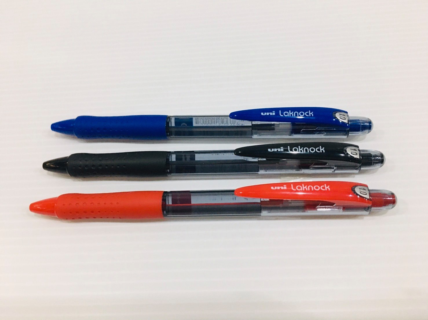 ปากกา Uni-Laknock Ball Point Pen SN-100(10) 1.0 mm.